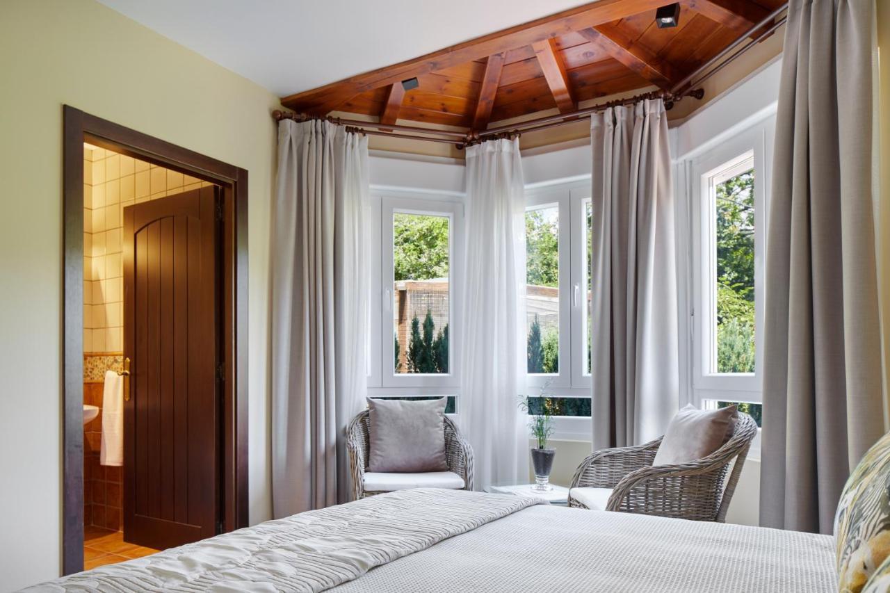 Hotel Txoriene - Basque Arrieta (Biscay)